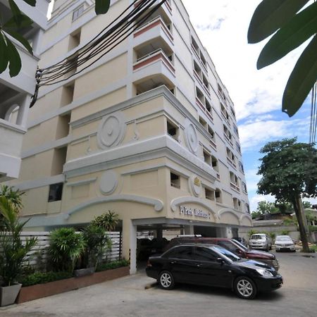P Park Residence Charansanitwong Banguecoque Exterior foto