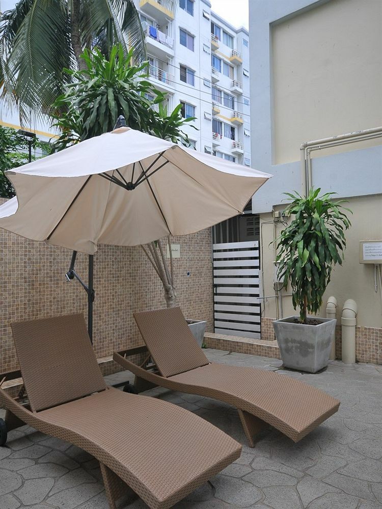 P Park Residence Charansanitwong Banguecoque Exterior foto