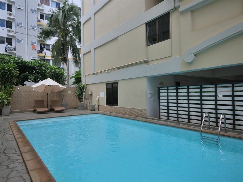 P Park Residence Charansanitwong Banguecoque Exterior foto