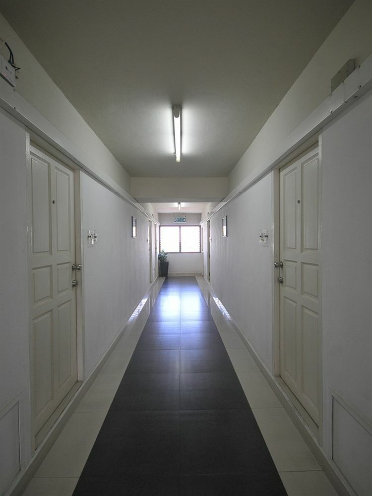 P Park Residence Charansanitwong Banguecoque Exterior foto